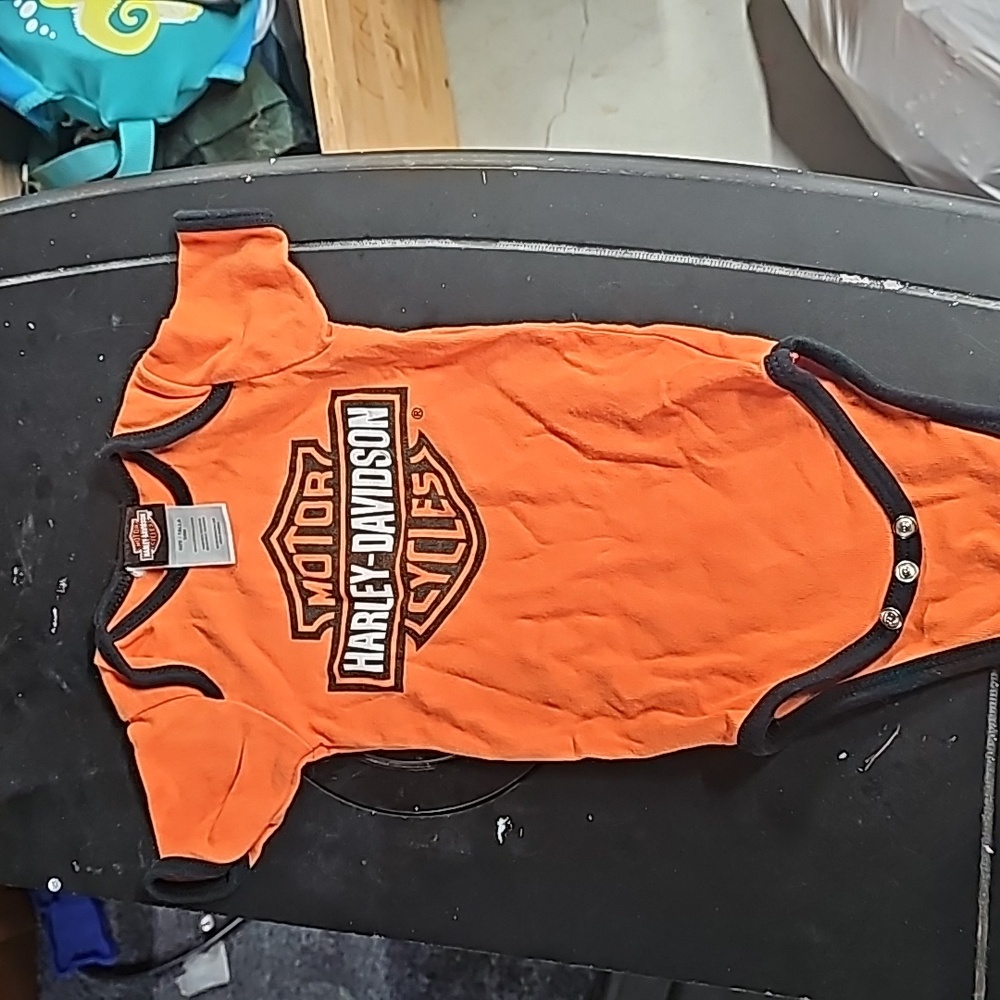 Harley Davidson oneies (B6.5)